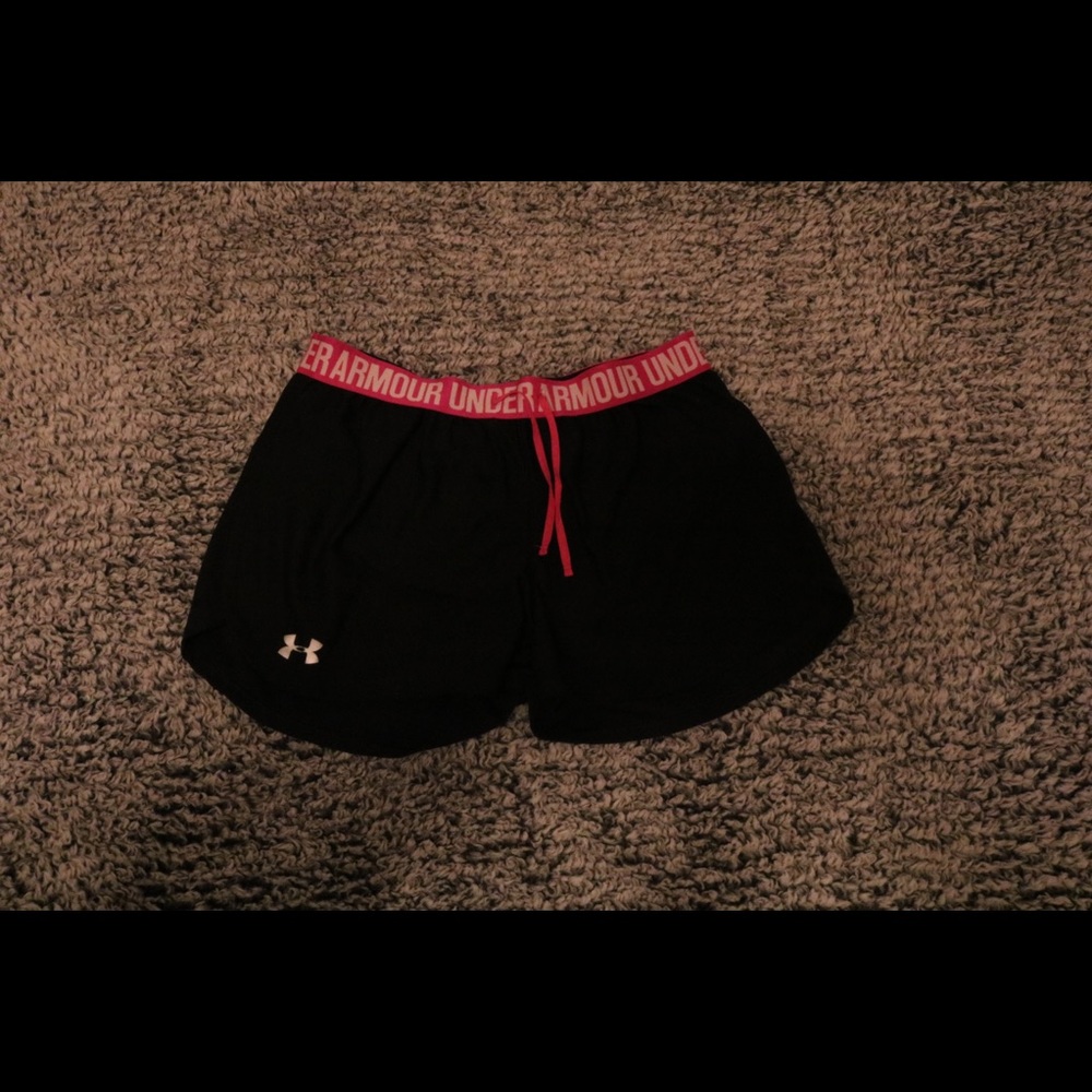 Women’s Under Armour Play Up short